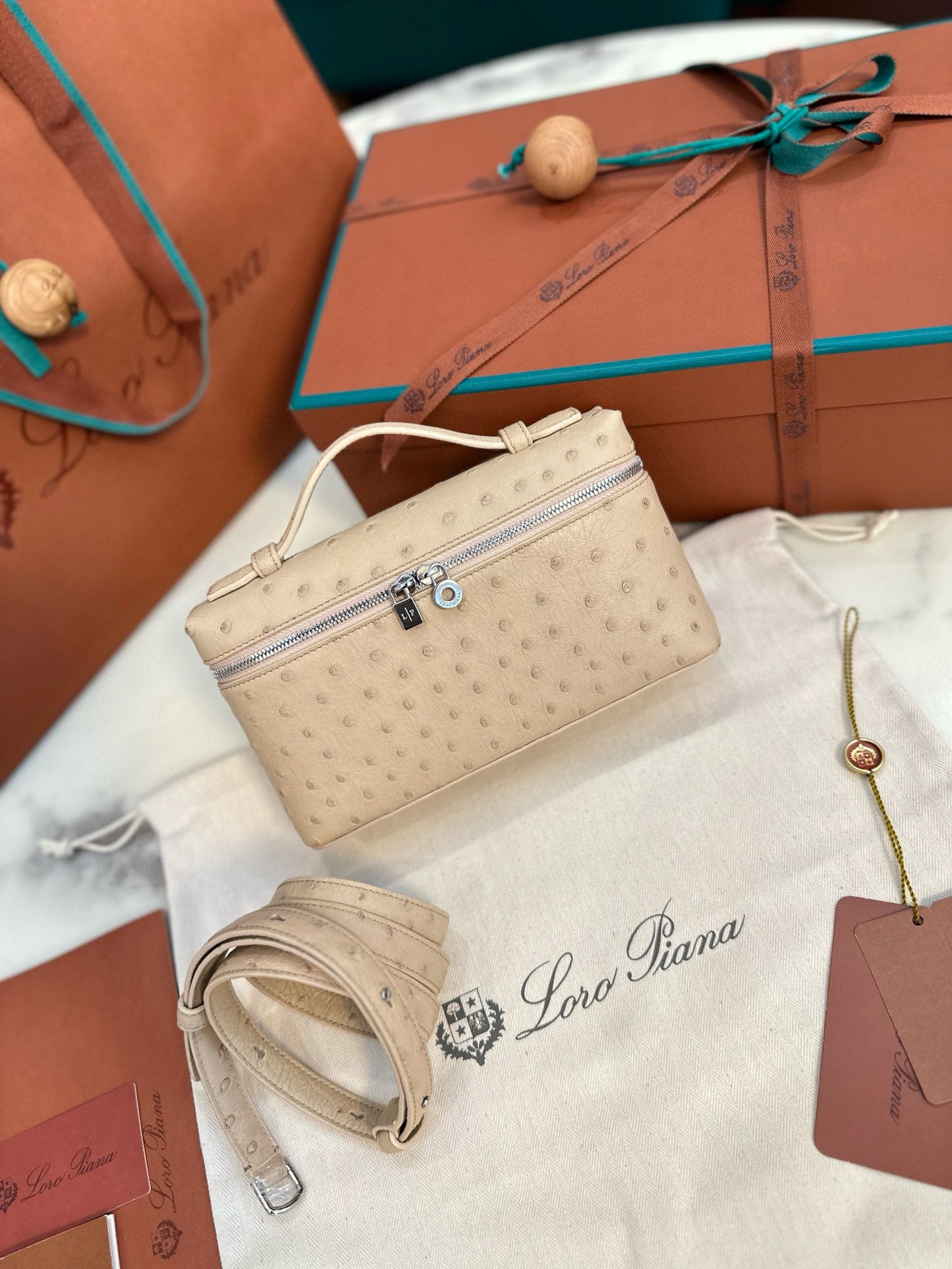 Loro Piana Extra Pocket L19 Ostrich