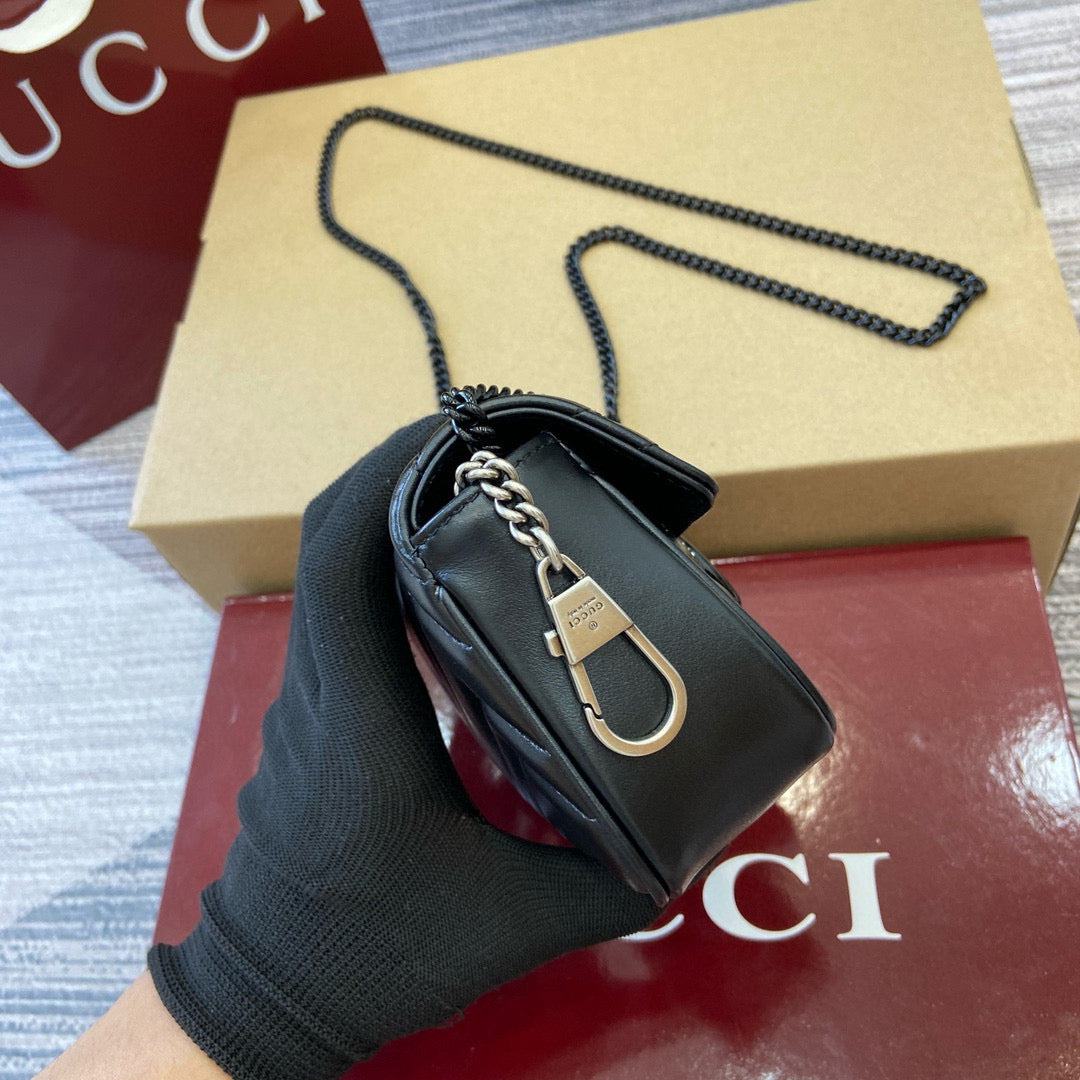 Gucci GG Marmont Super Mini