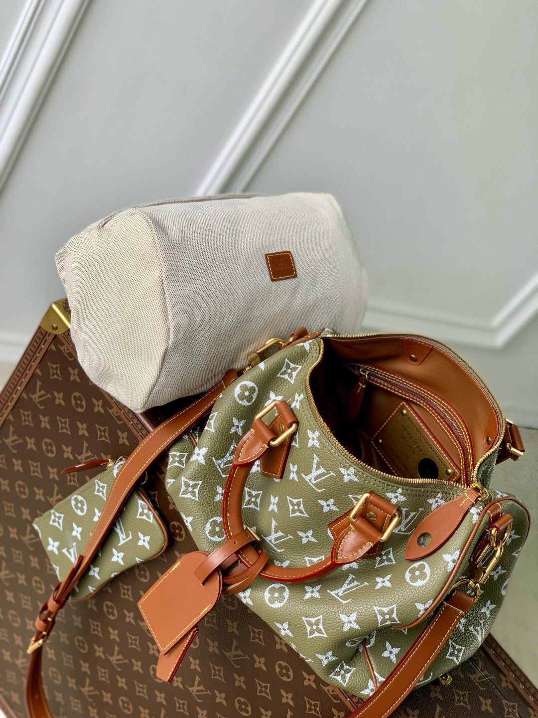 Louis Vuitton Speedy P9 Bandouliere  30
