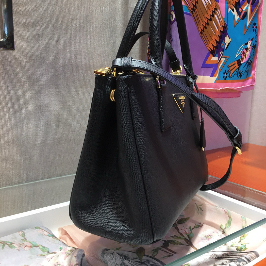 Prada Galleria Medium Saffiano
