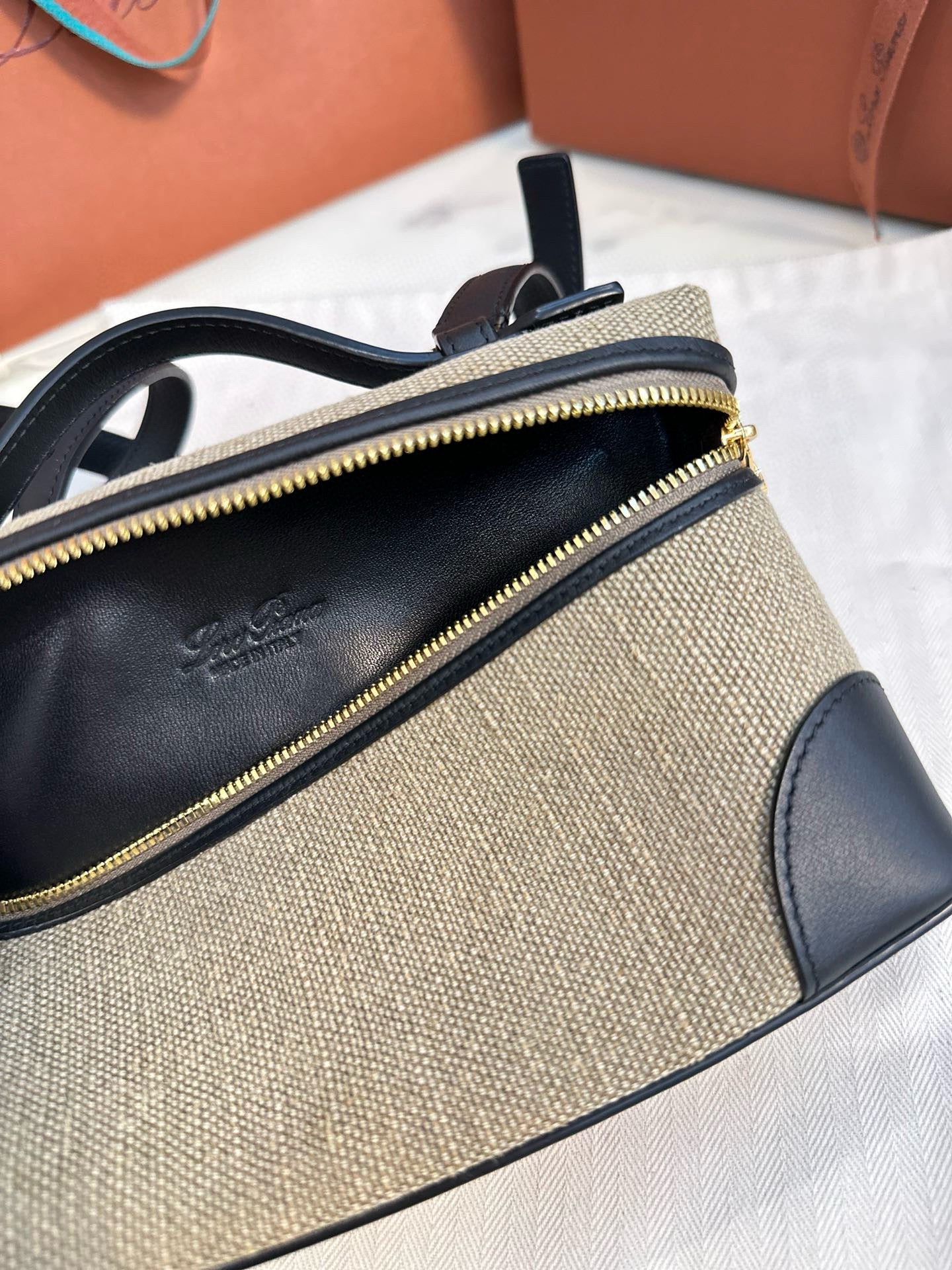 Loro Piana Extra Pocket L19