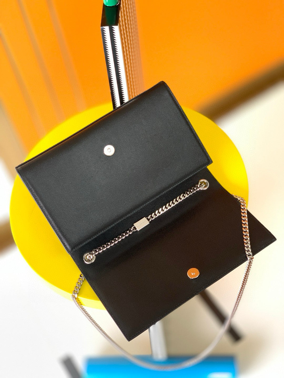 Yves Saint Laurent Kate Medium