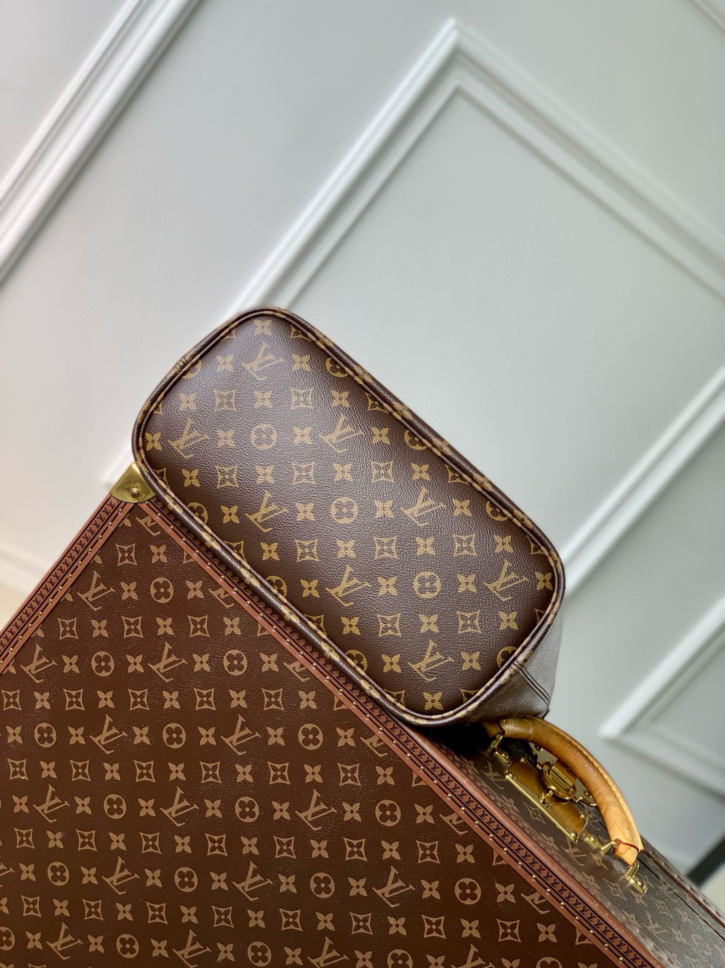 Louis Vuitton Neverfull Indside Out MM