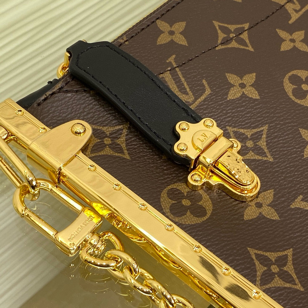 Louis Vuitton Lucky Trunk