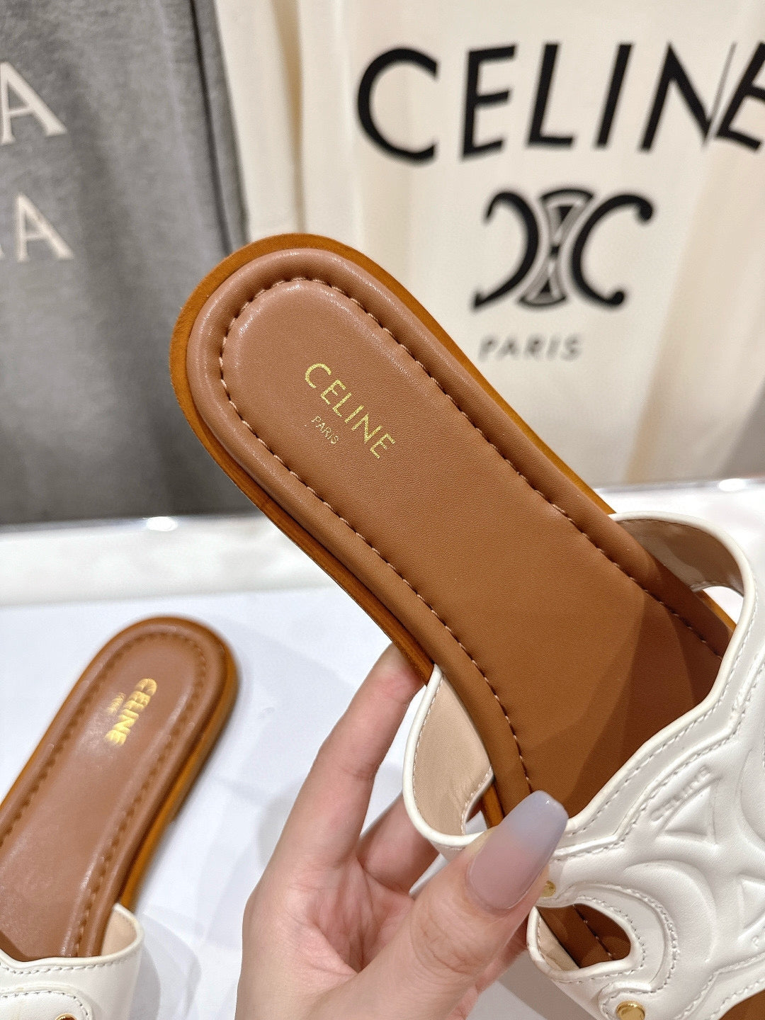 Triomphe Slide