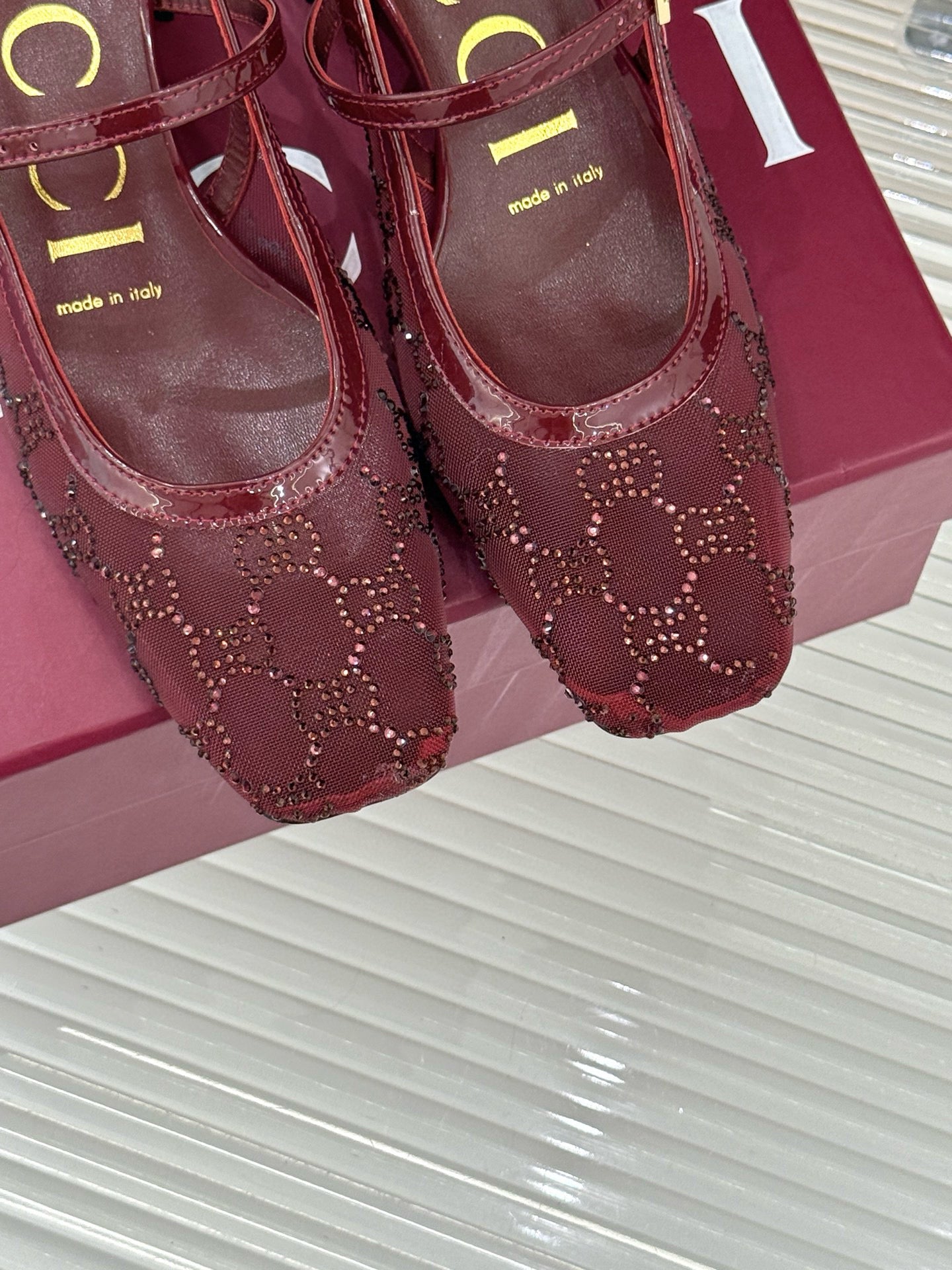 Gg Slingback