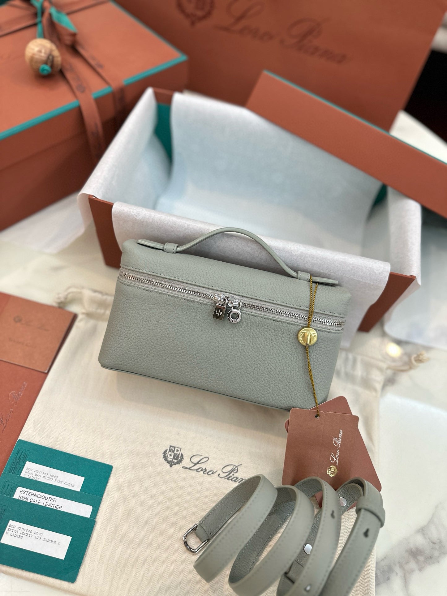 Loro Piana Extra Pocket L19