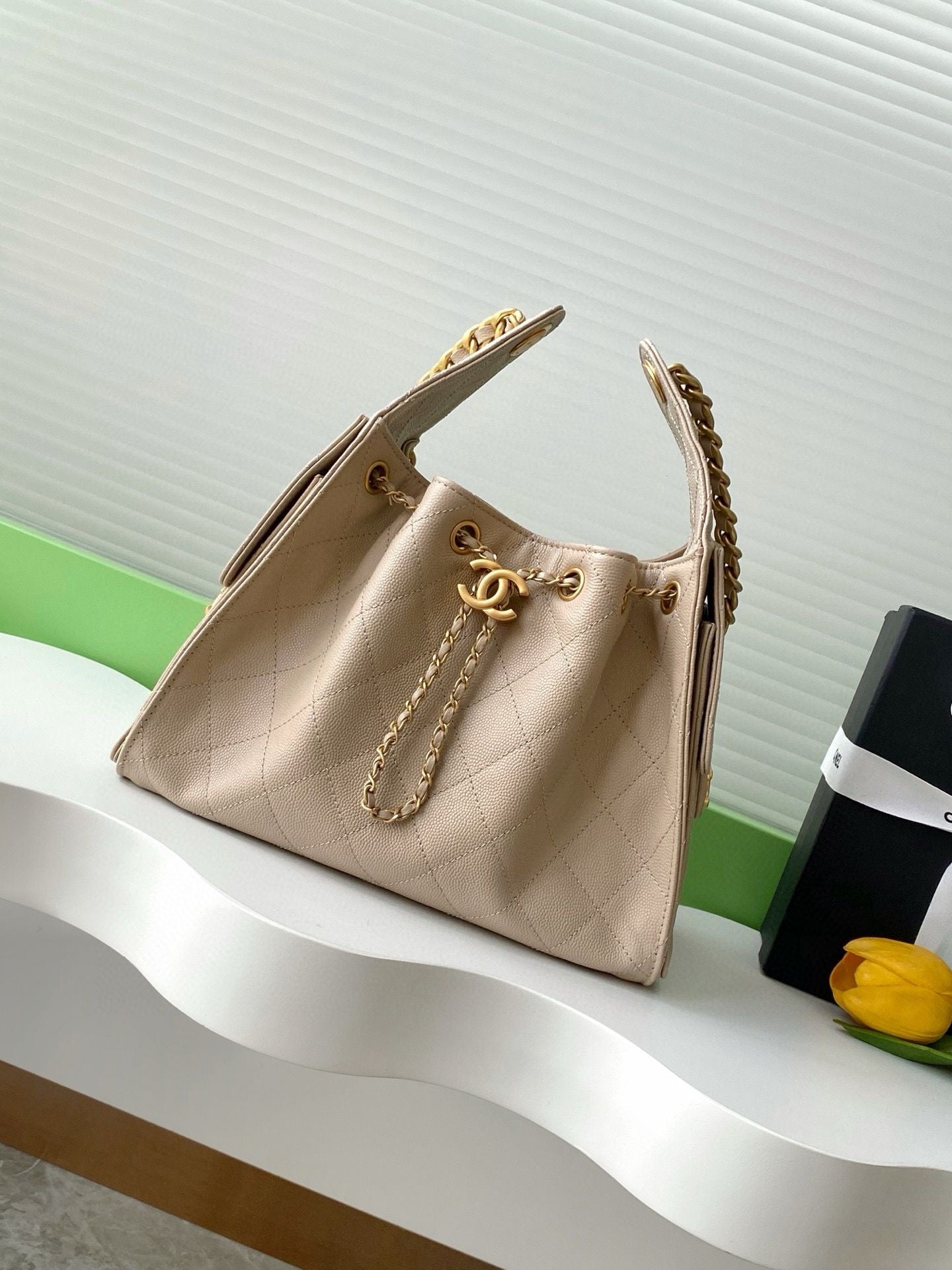 25 New Handbag Small- Cln Sunglasses