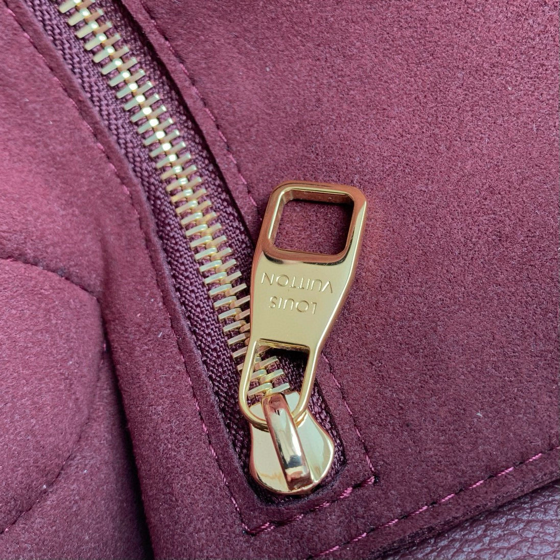 Louis Vuitton Neverfull MM