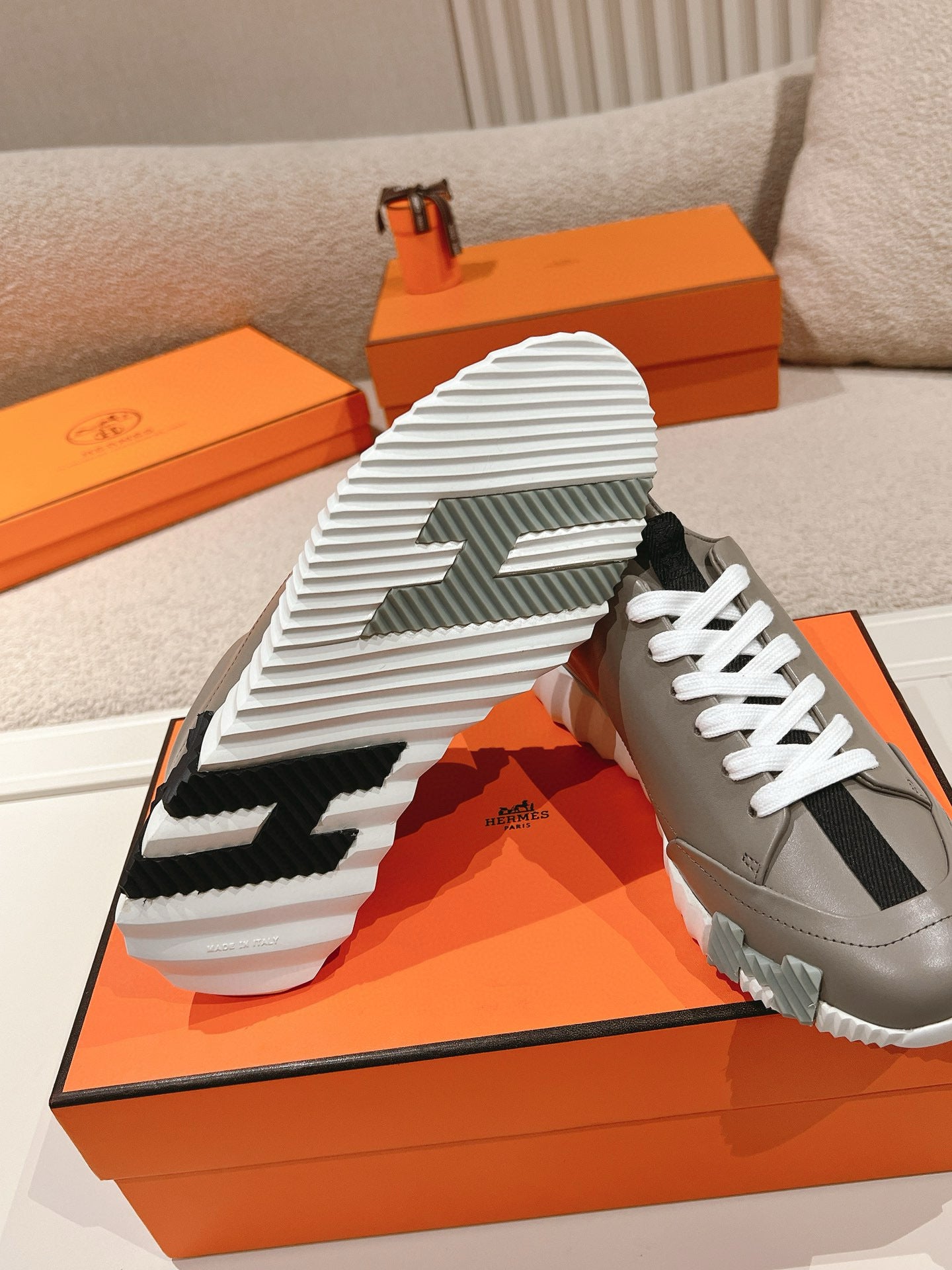 Hermes Sneaker