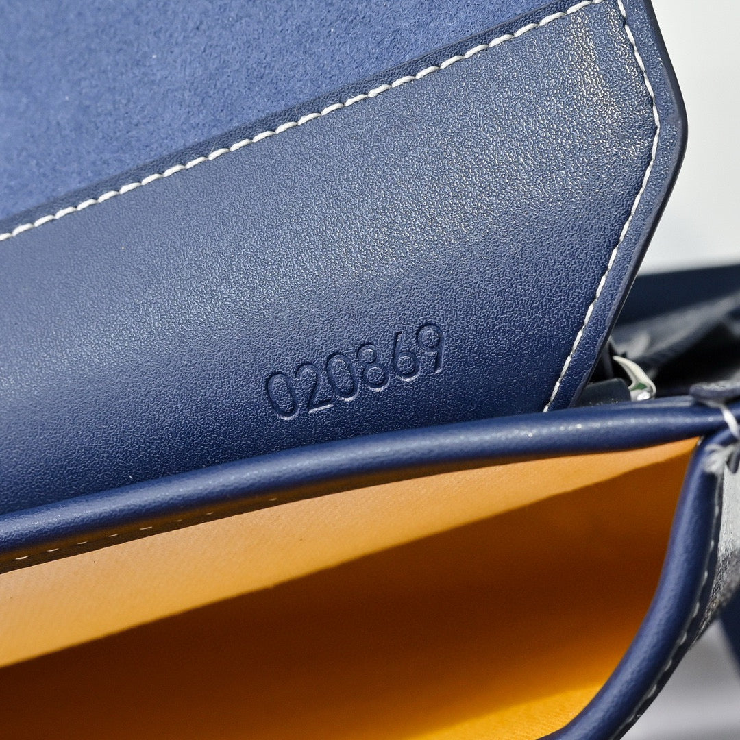 Gyrd Coursıer Messenger