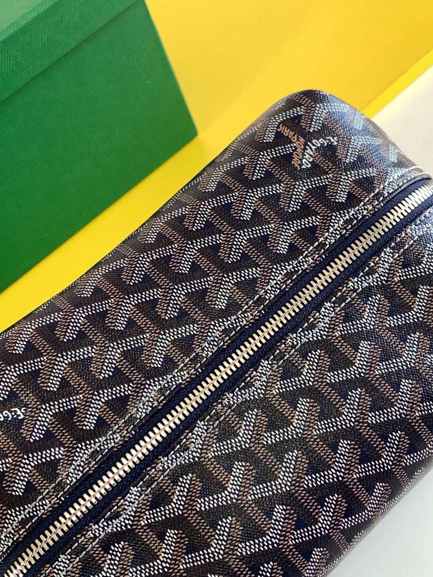 Goyard Boeing 25
