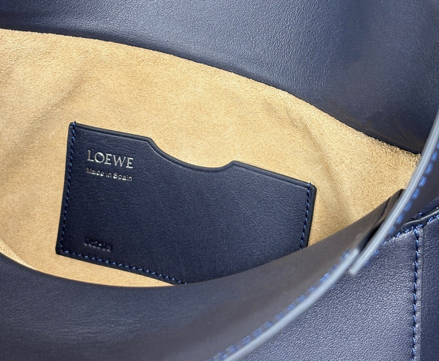 Loewe Medium Ola
