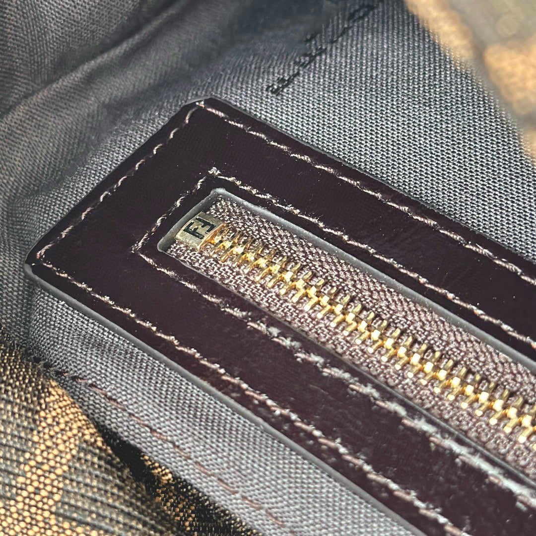 Fendi FF Baguette