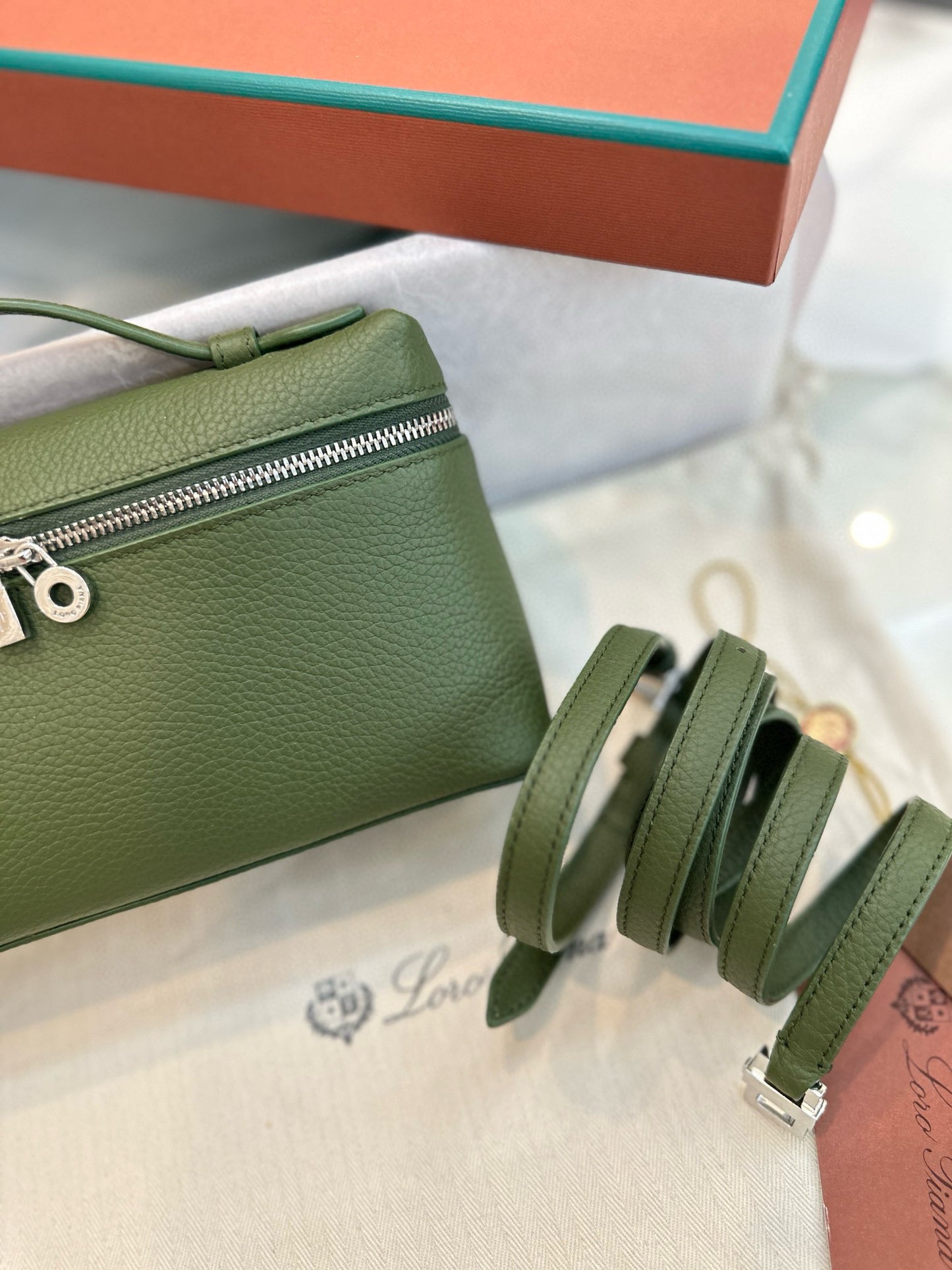 Loro Piana Extra Pocket L19