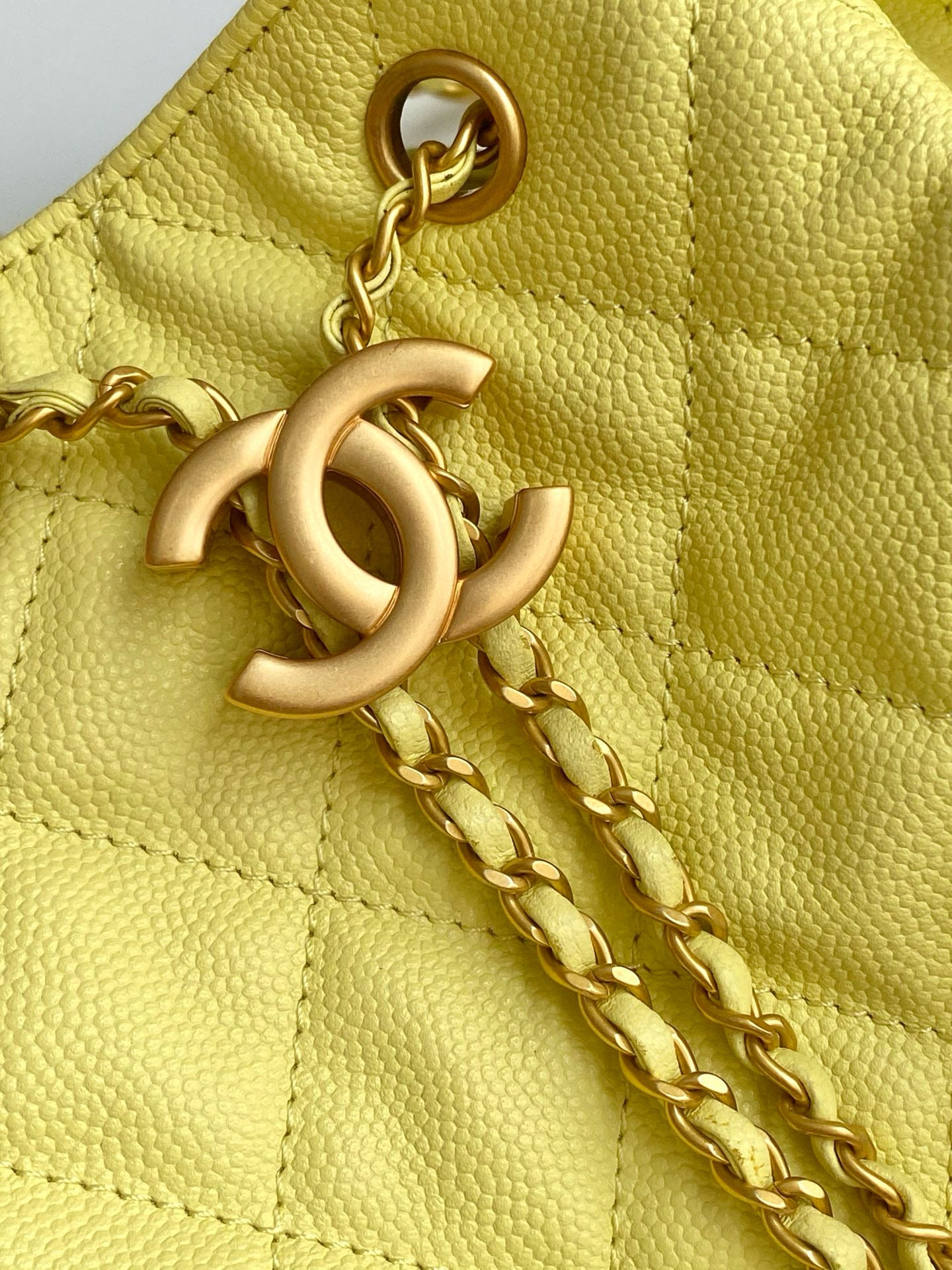 Large 25 Handbag