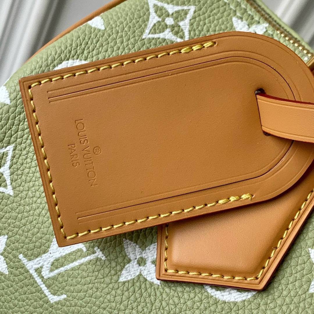 Louis Vuitton Speedy P9 Bandouliere  30