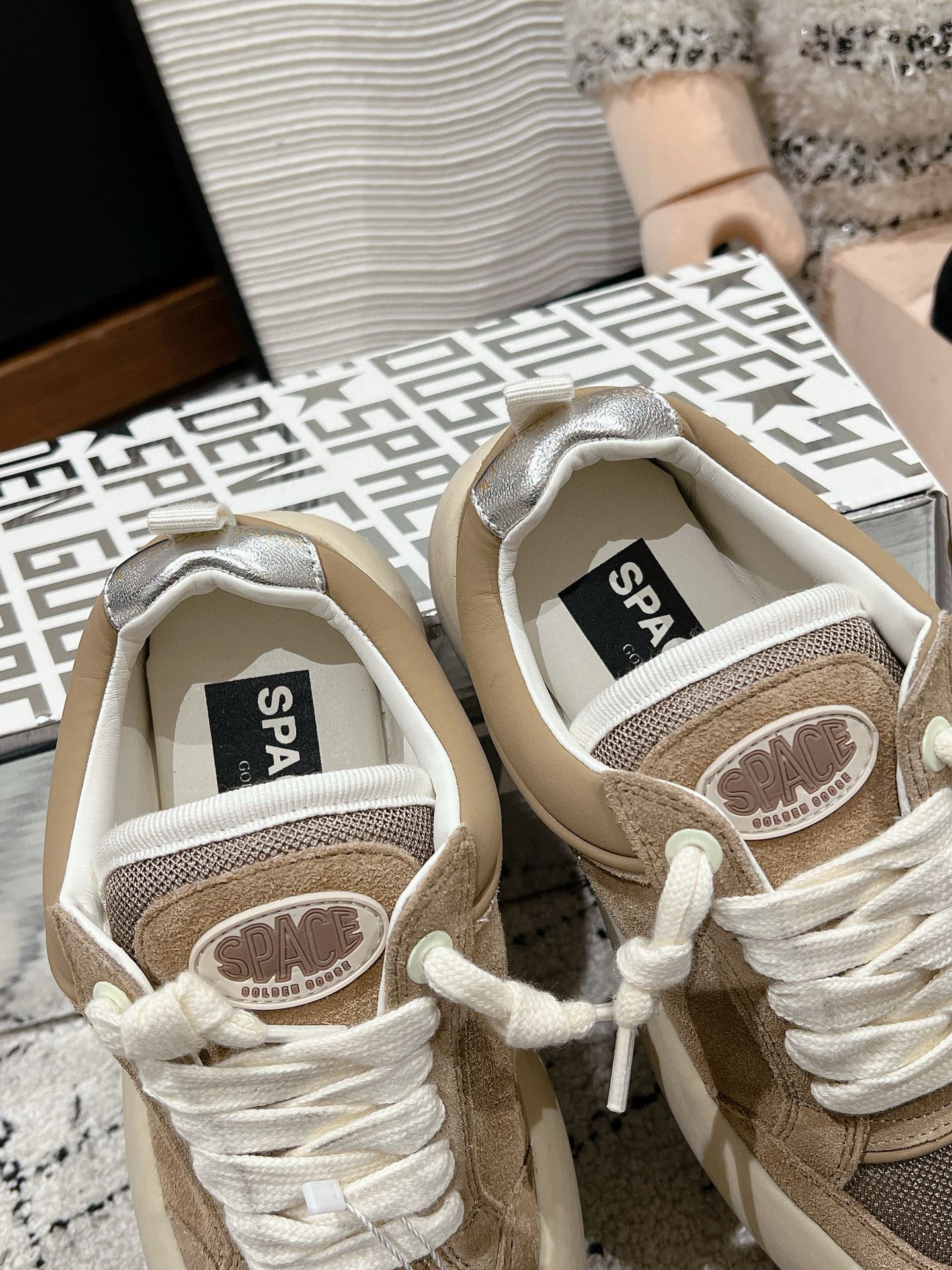Golden Goose Sneaker