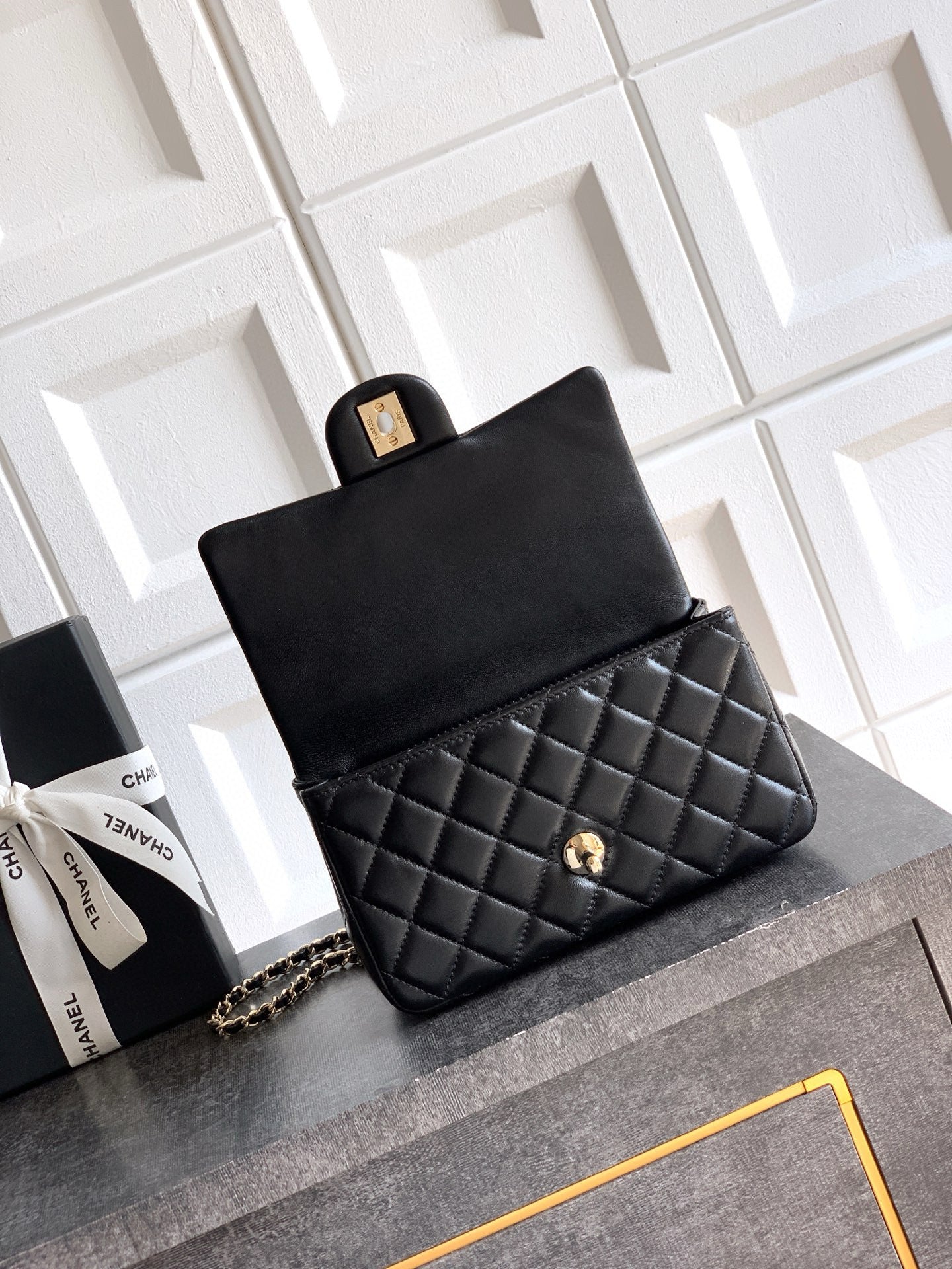 Mini Classic Handbag