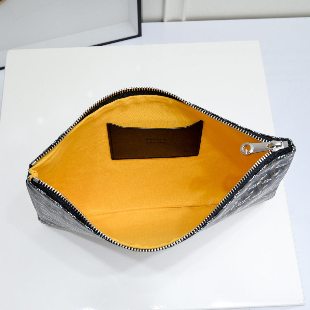 Senat Mm Pouch
