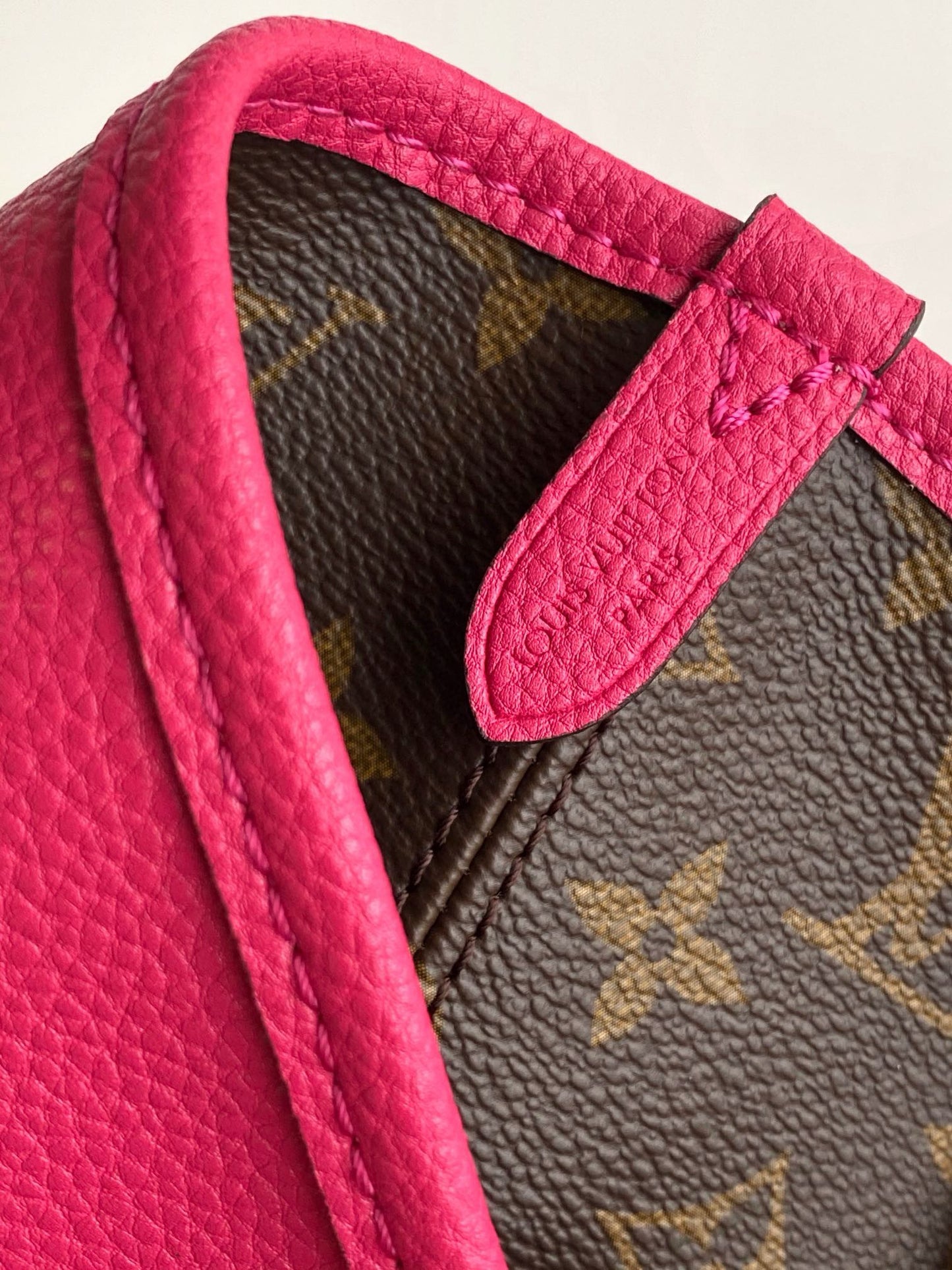 Louis Vuitton Neverfull Indside Out MM