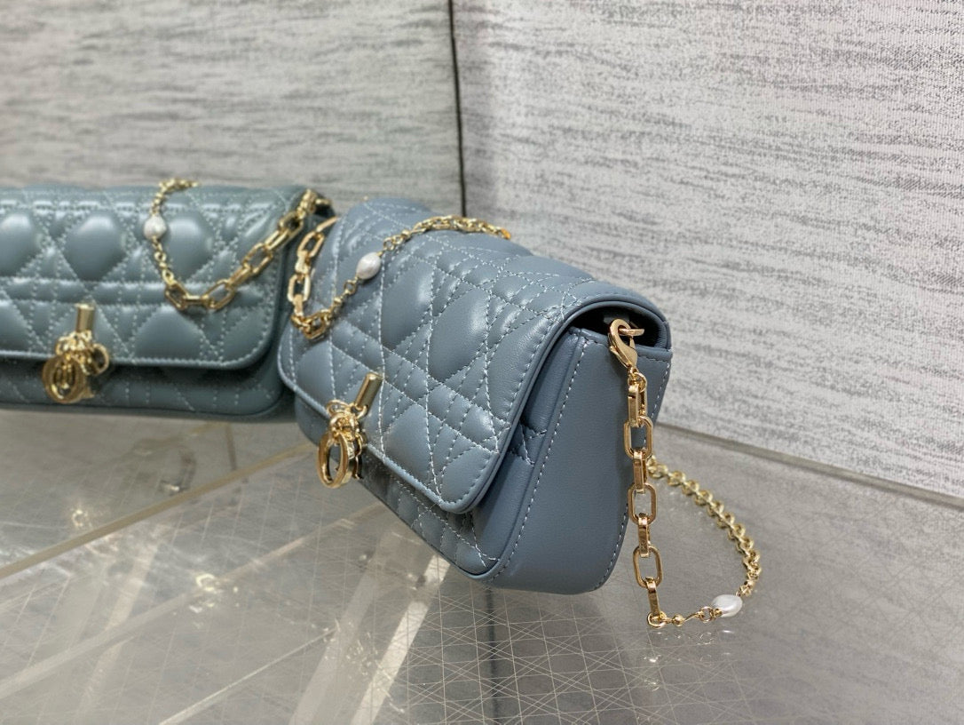 Talk Pouch Phone