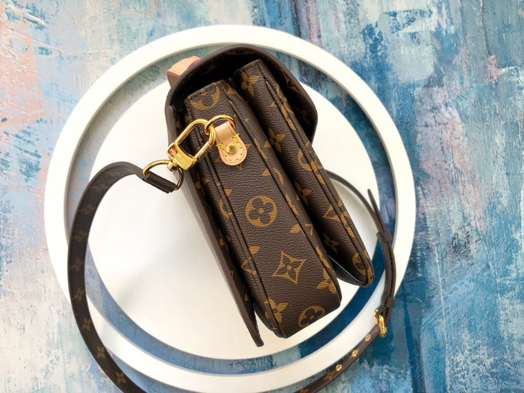 Louis Vuitton Pochette Metis