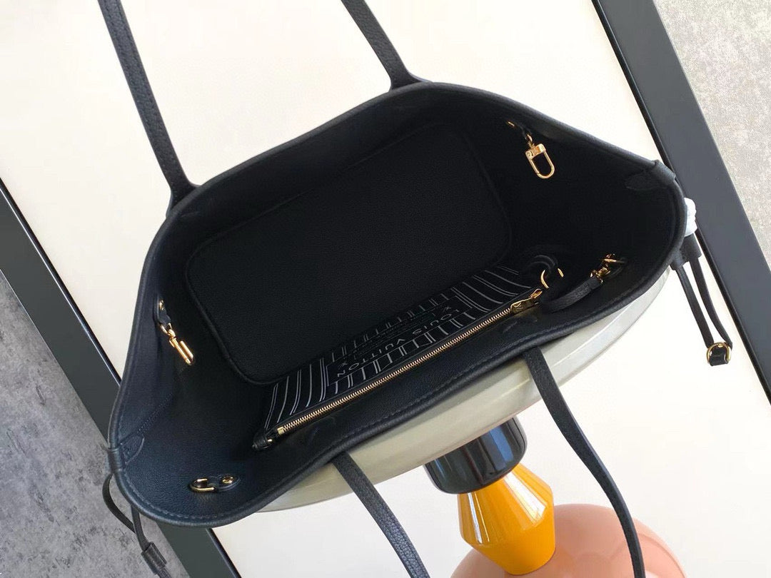 Louis Vuitton Neverfull Indside Out MM