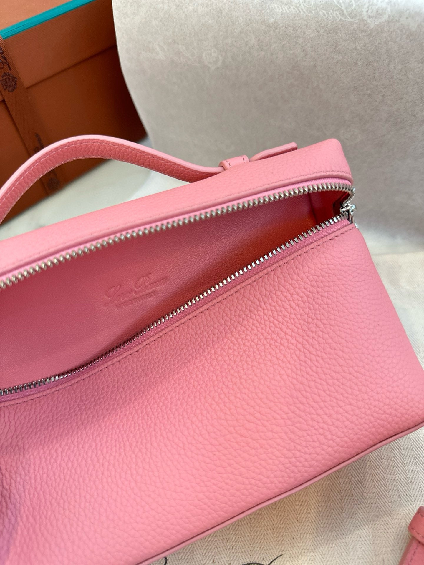 Loro Piana Extra Pocket L19