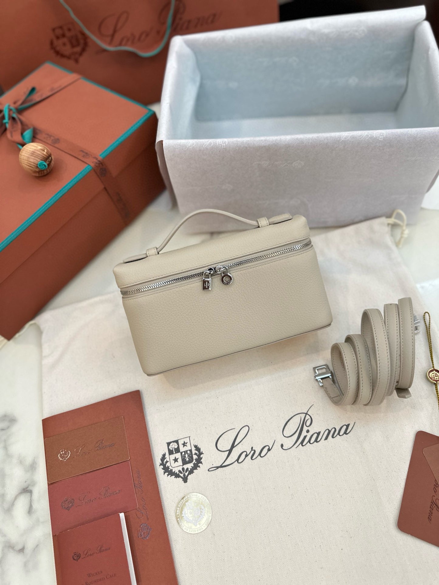 Loro Piana Extra Pocket L19