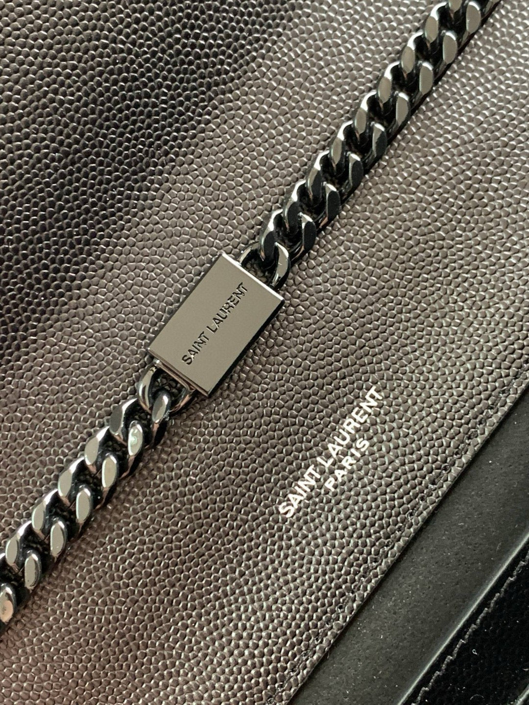 Yves Saint Laurent Kate Medium