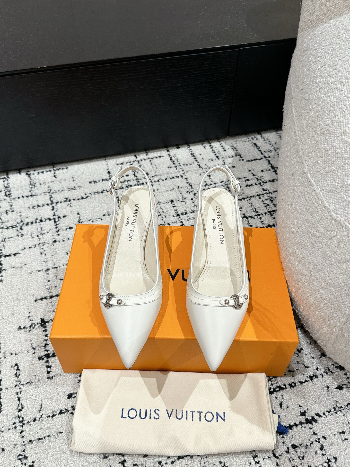 Louis Vuitton 6AM Slingback Pump