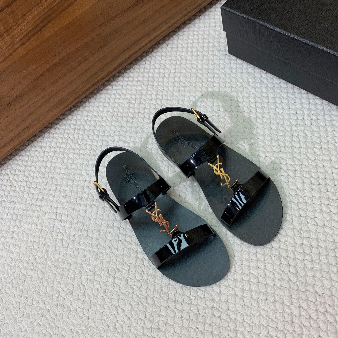 New Sandal