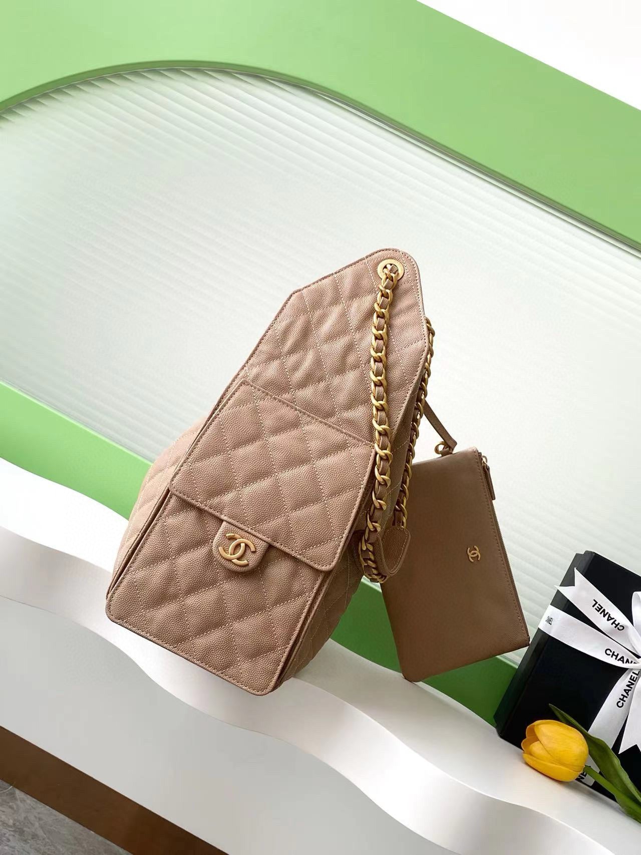 Large 25 Handbag