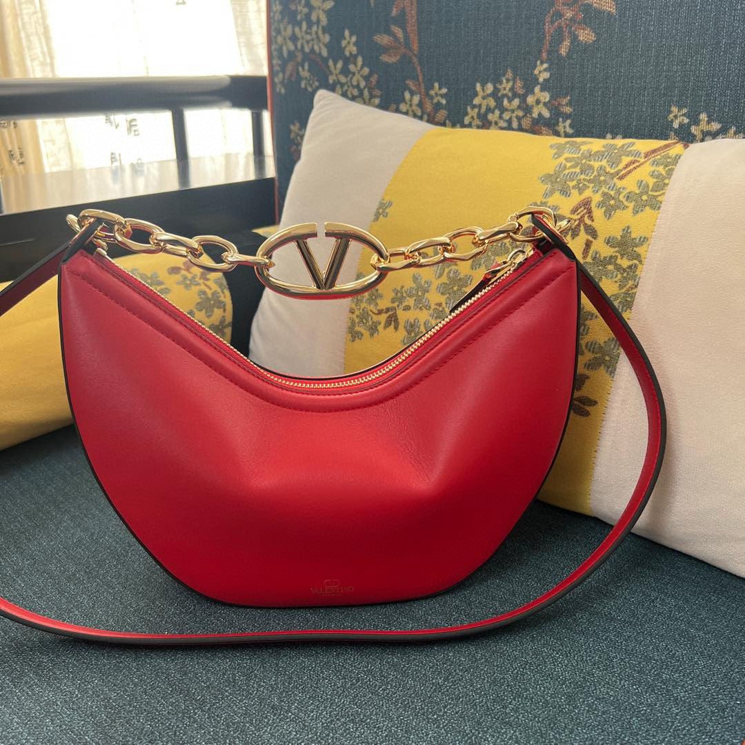 Valentino Vlogo Moon