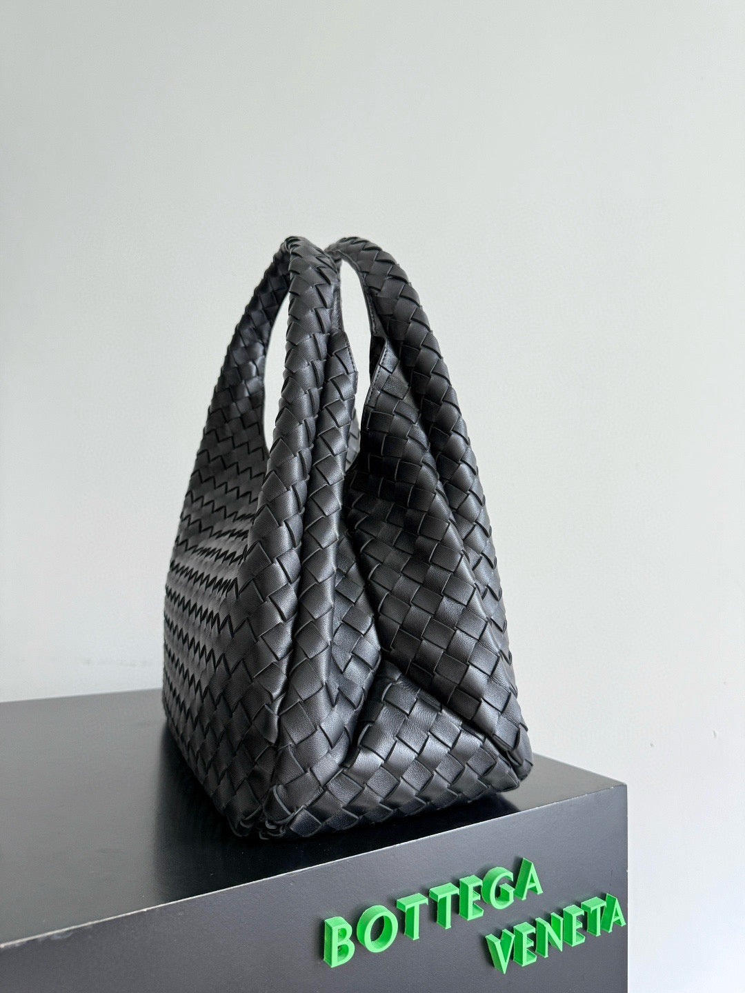Large Campana
