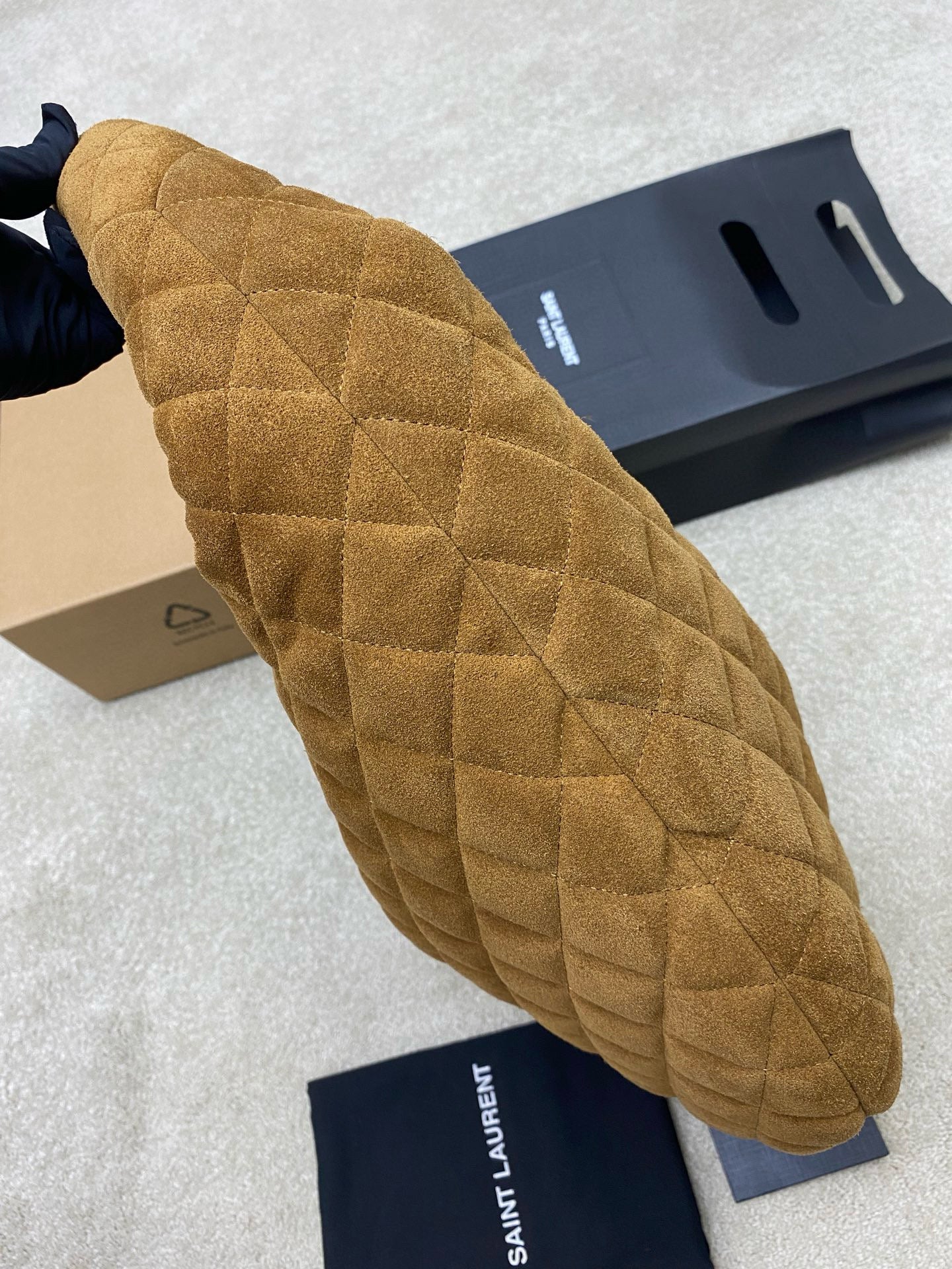 Icare Hobo Suede