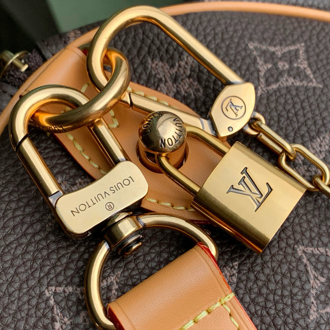 Louis Vuitton Speedy P9 Bandouliere  30
