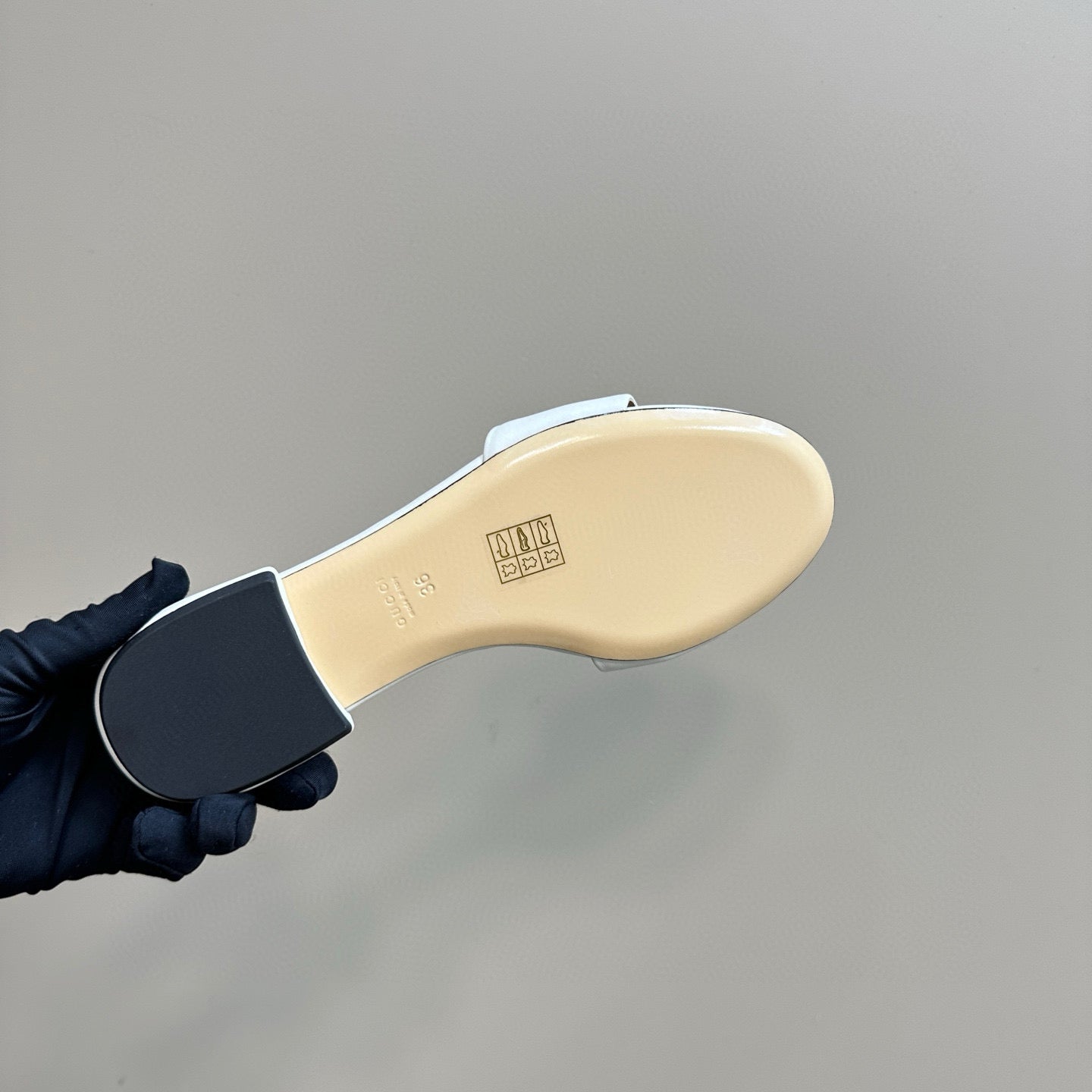 Gucci Gg Pearl Slipper