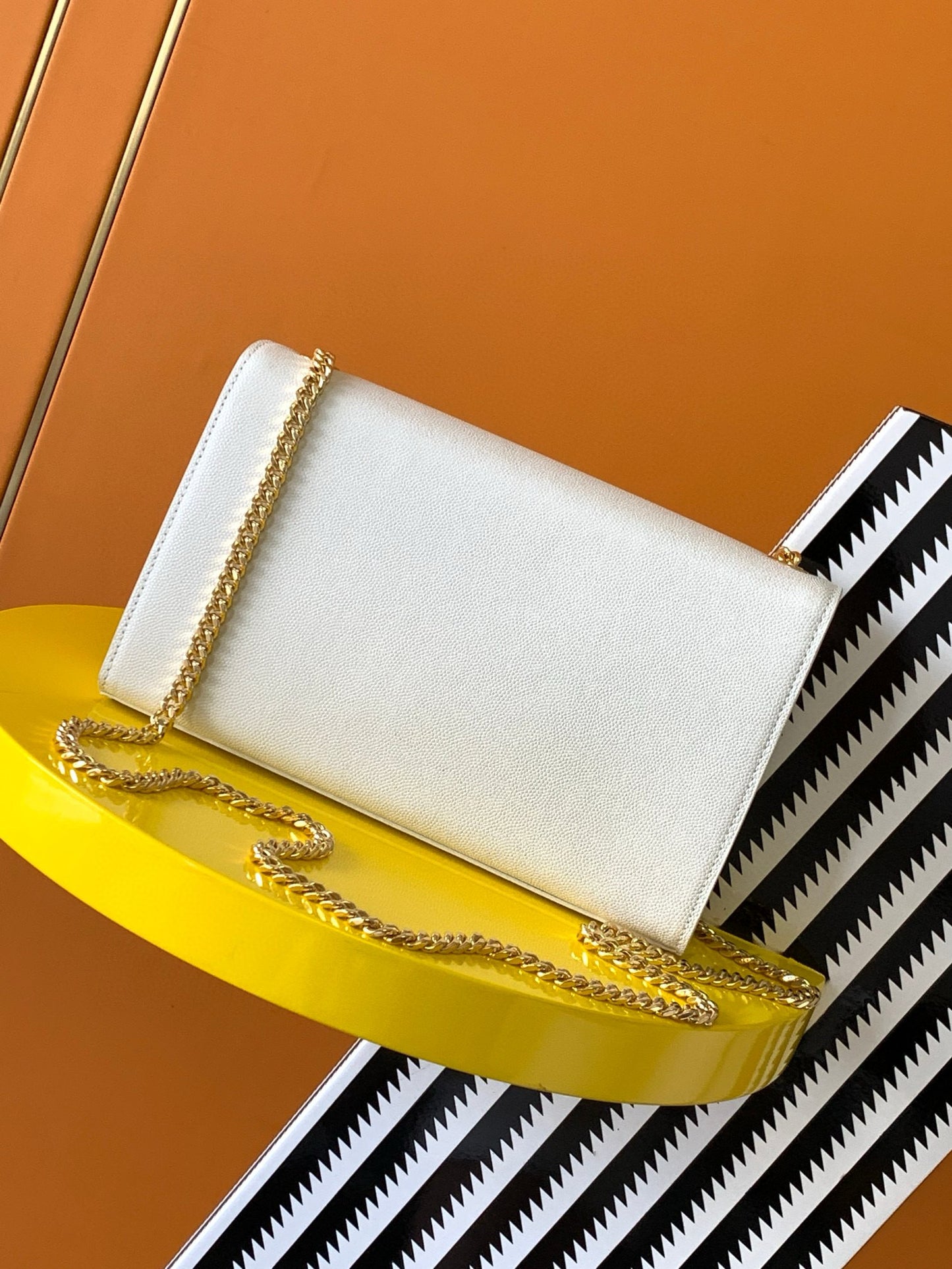 Yves Saint Laurent Kate Medium