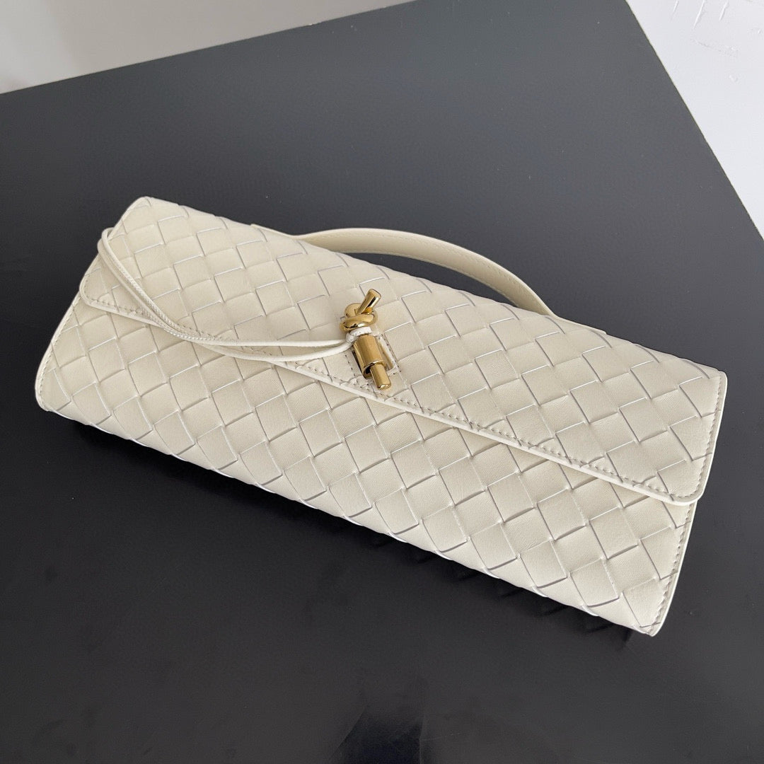 Bottega Veneta Andiamo Clutch
