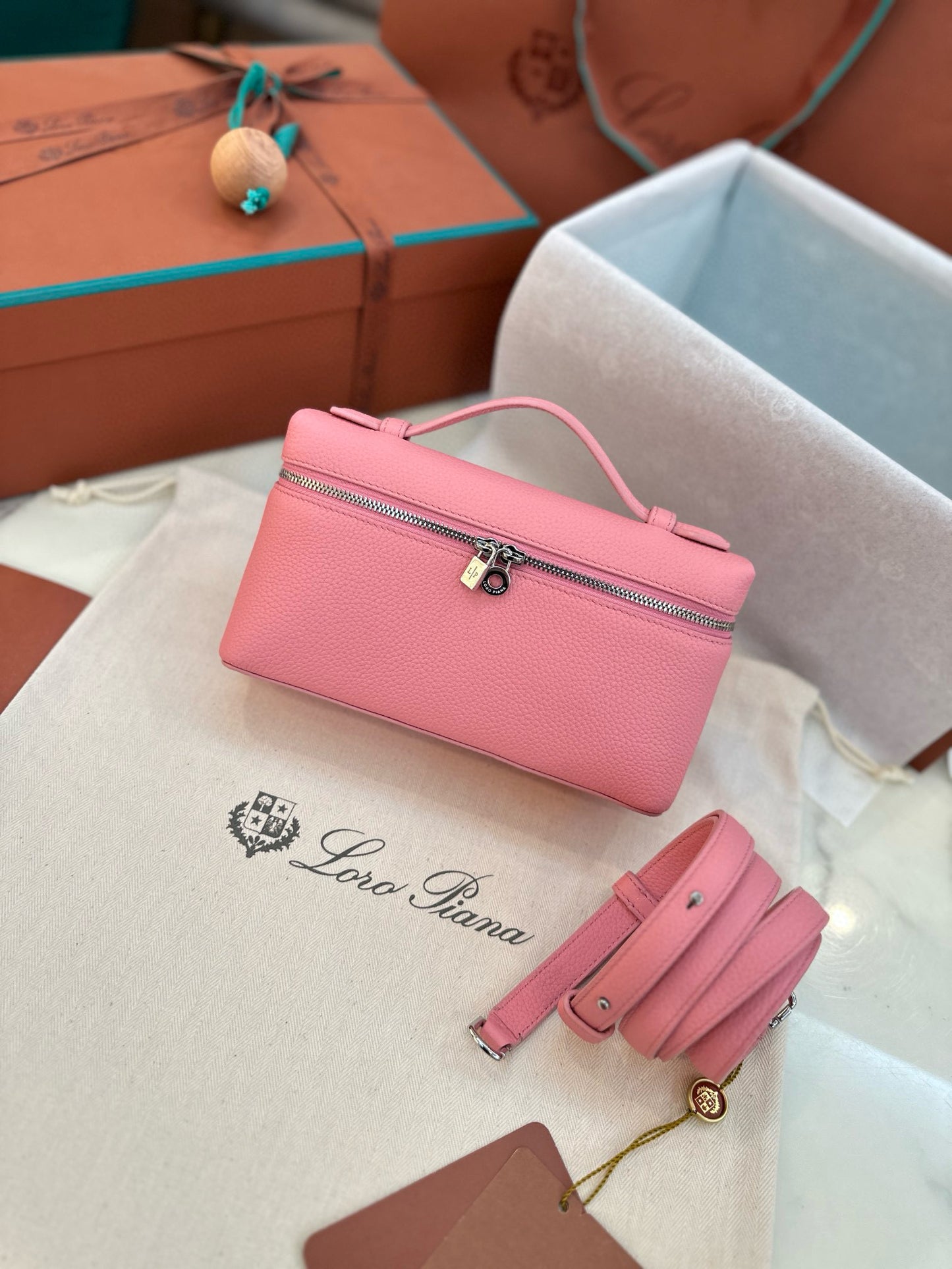 Loro Piana Extra Pocket L19