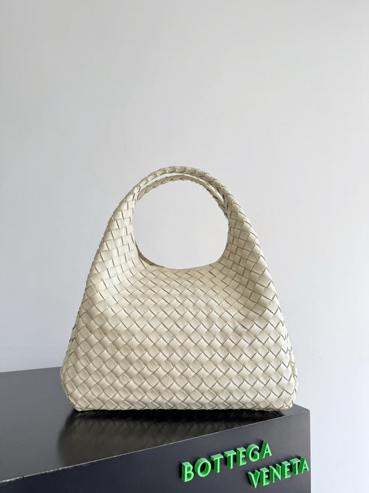 Large Campana