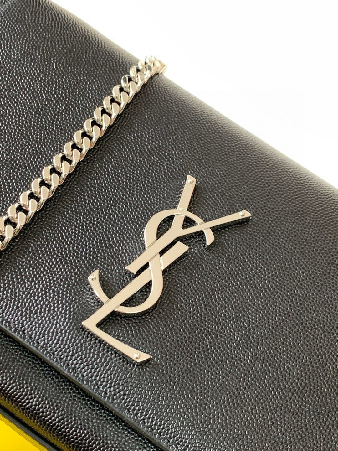 Yves Saint Laurent Kate Medium