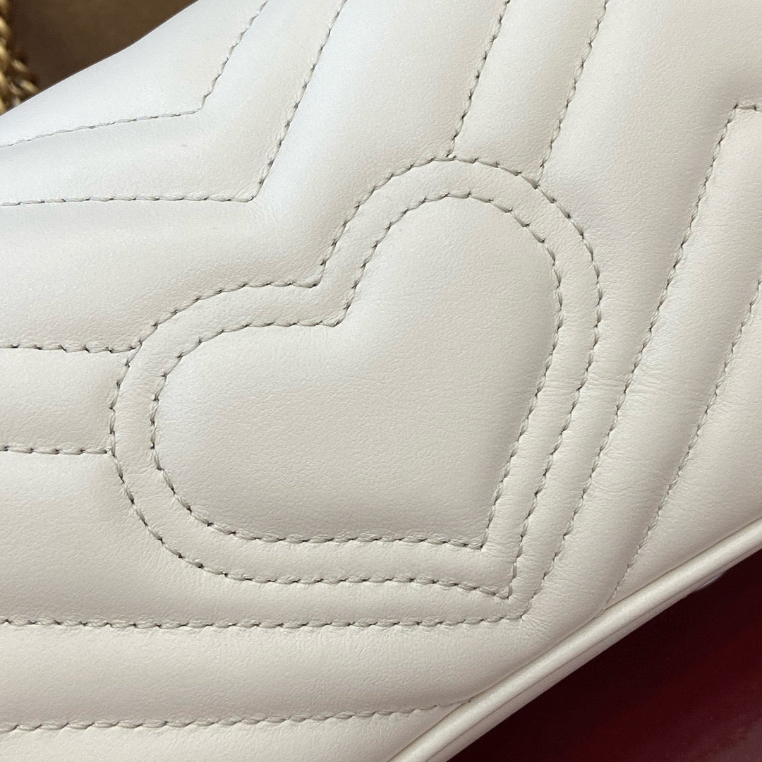 Gucci GG Marmont Super Mini