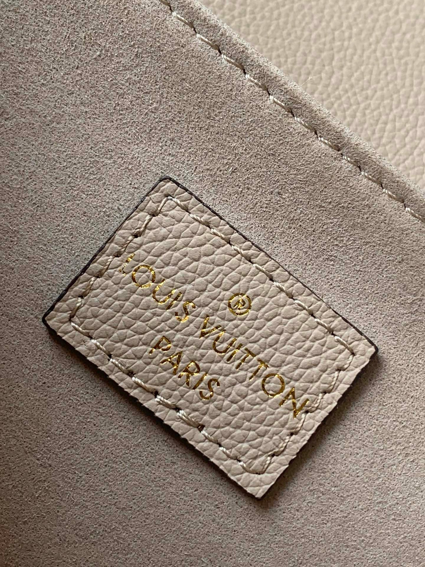 Louis Vuitton Oxford