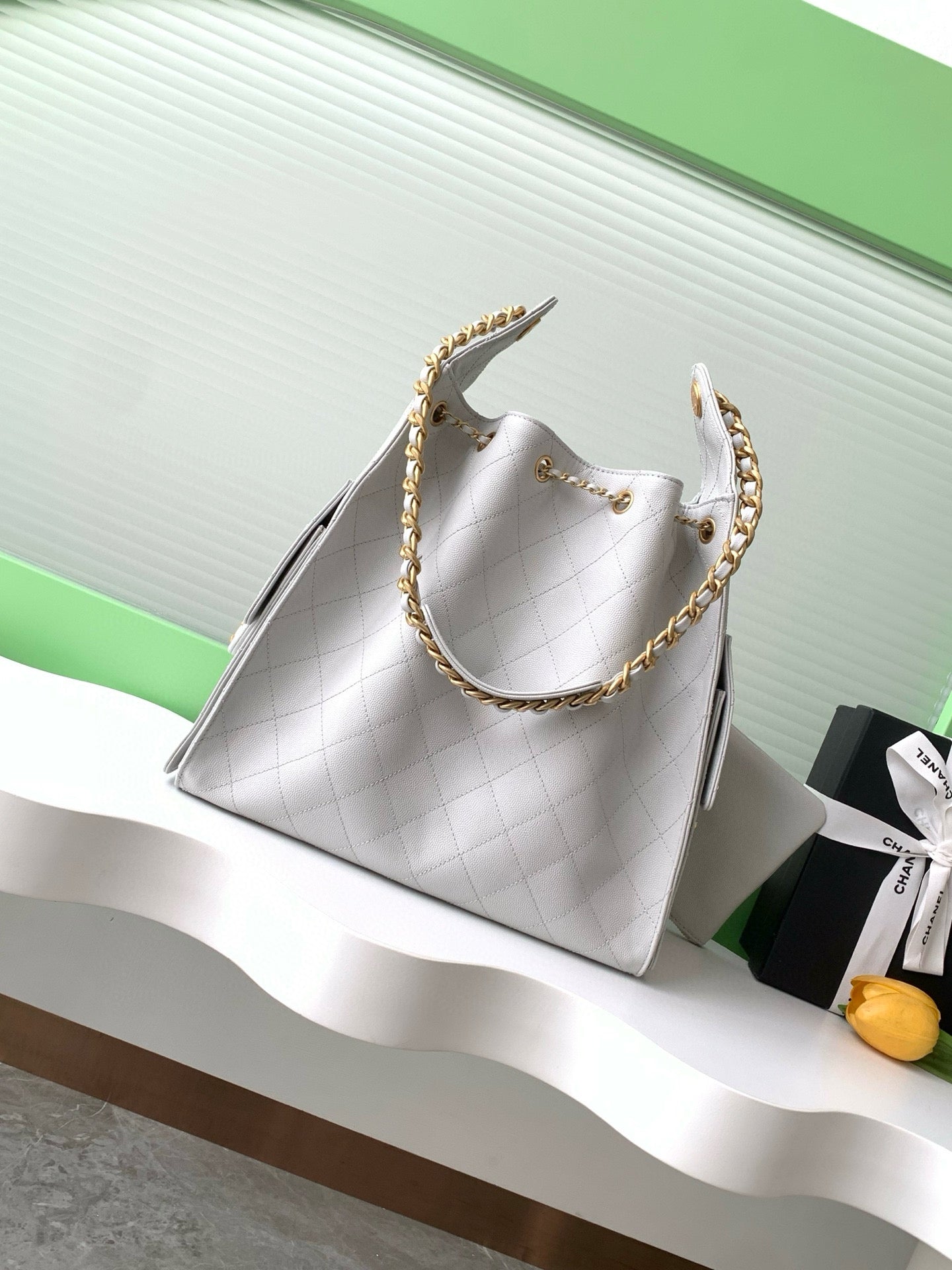 Large 25 Handbag