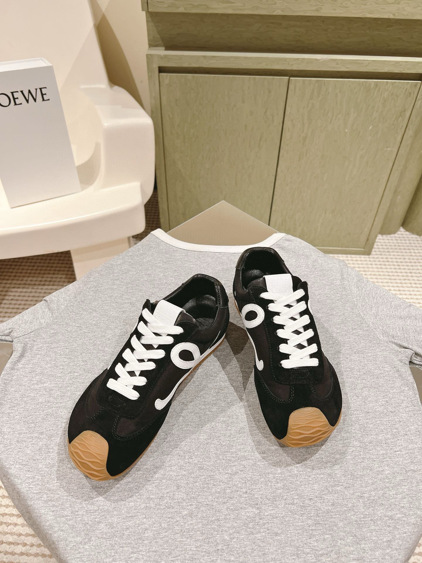Loewe Sneaker
