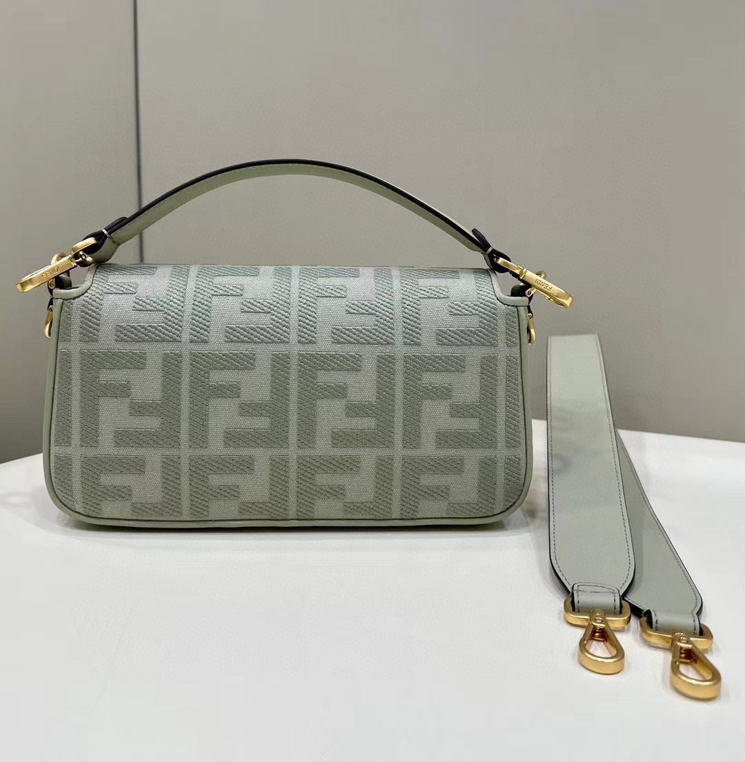 Fendi Baguette