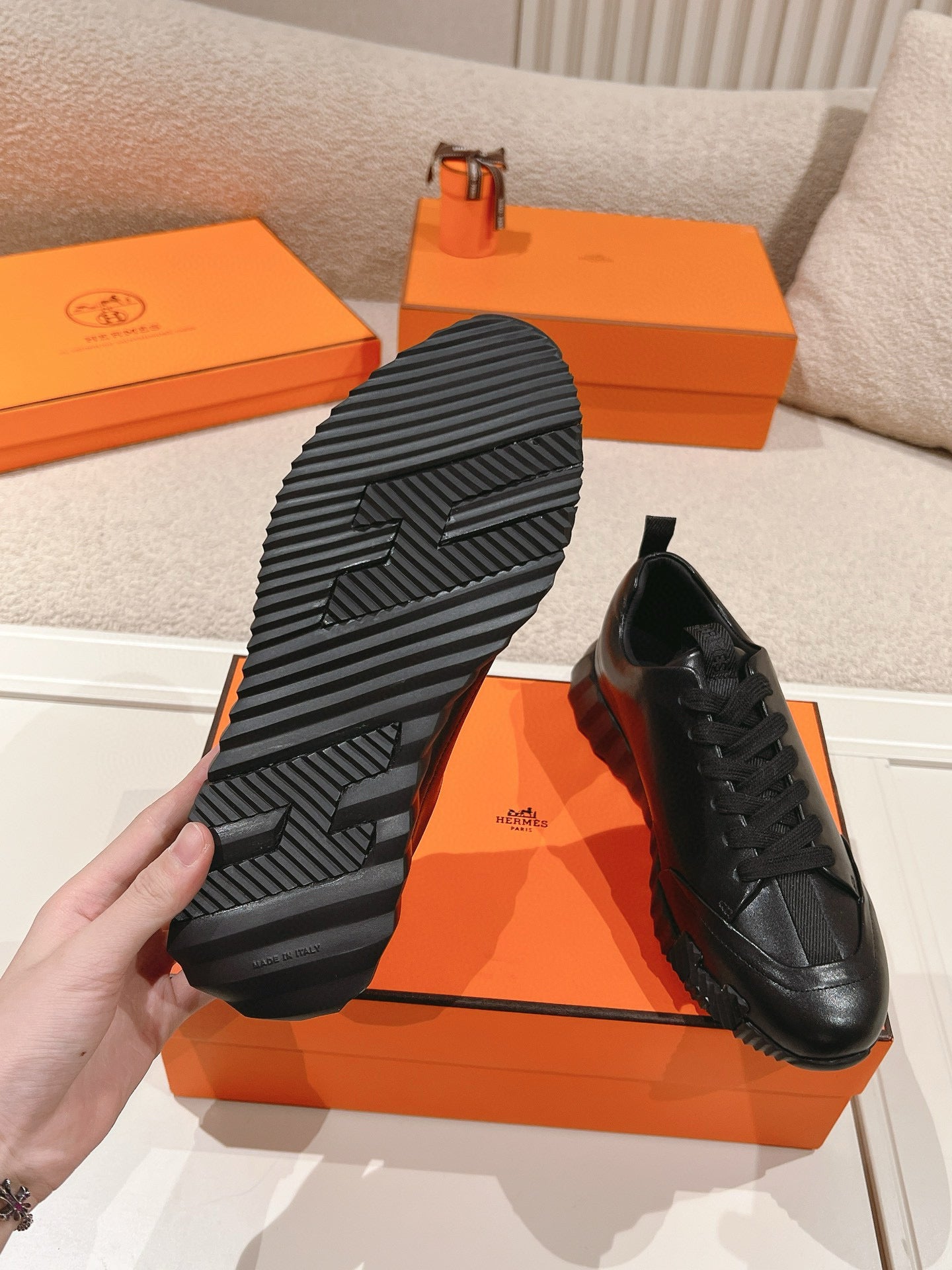 Hermes Sneaker